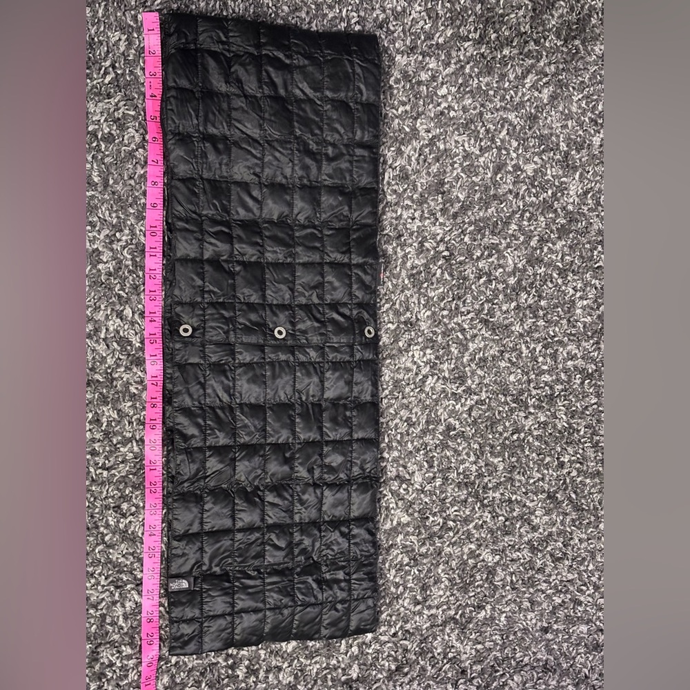 The North Face Black Quilted Scarf